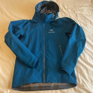 Men’s Arcteryx Beta AR Small